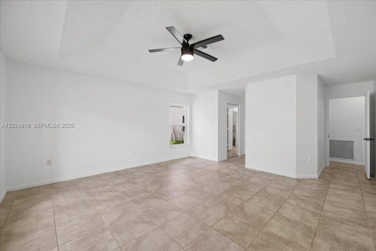 6508 NW 54th Ct, Lauderhill, FL 33319 Photo