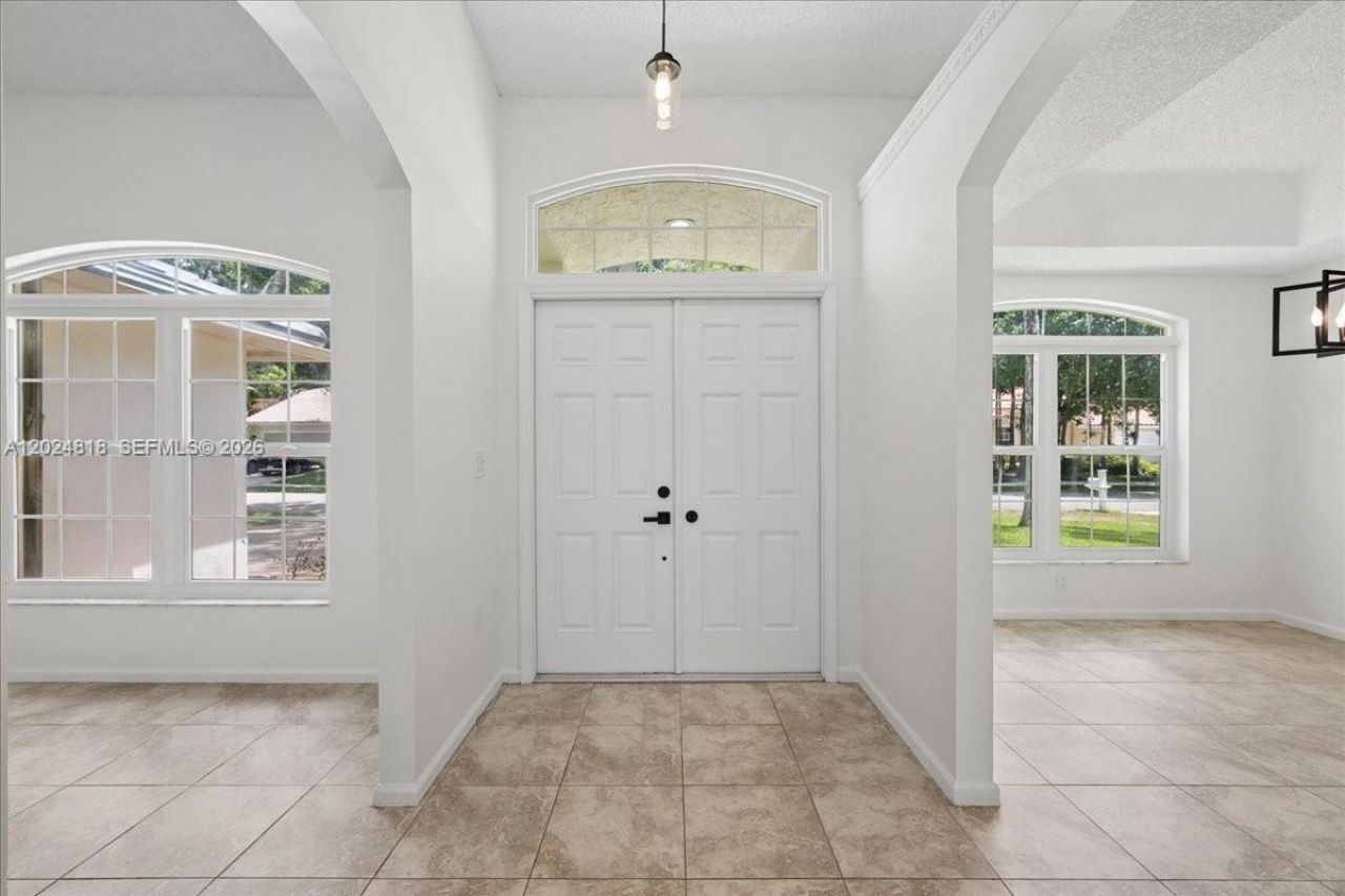 6508 NW 54th Ct, Lauderhill, FL 33319 Photo
