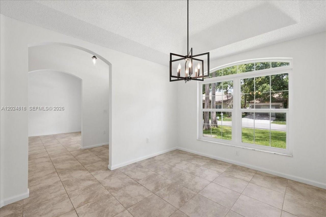 6508 NW 54th Ct, Lauderhill, FL 33319 Photo