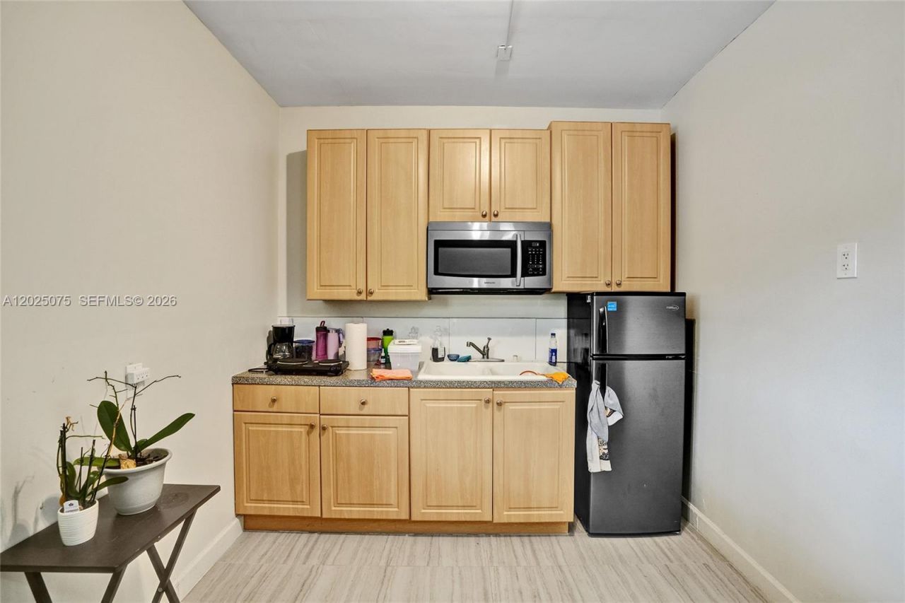 9910 Bahama Dr, Cutler Bay, FL 33189 Photo