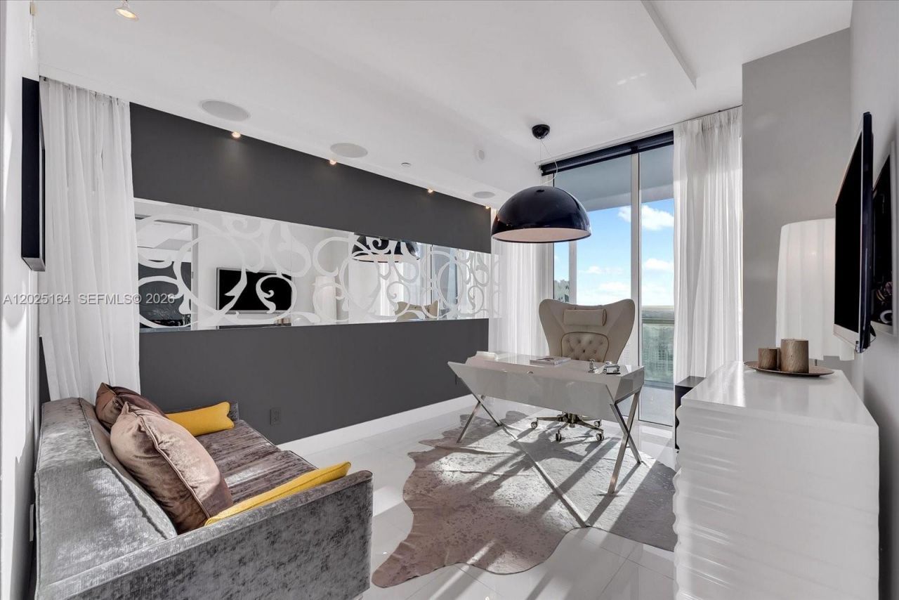 100 S Pointe Dr , Unit 3002, Miami Beach, FL 33139 Photo