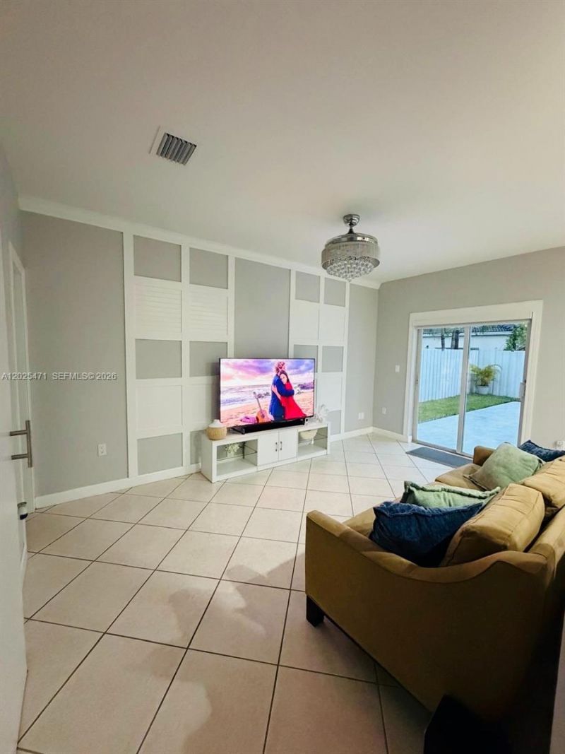 15858 SW 138th Ter, Unit 15858, Miami, FL 33196 Photo