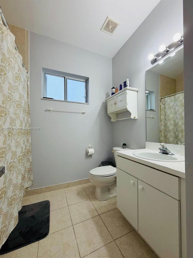 15858 SW 138th Ter, Unit 15858, Miami, FL 33196 Photo
