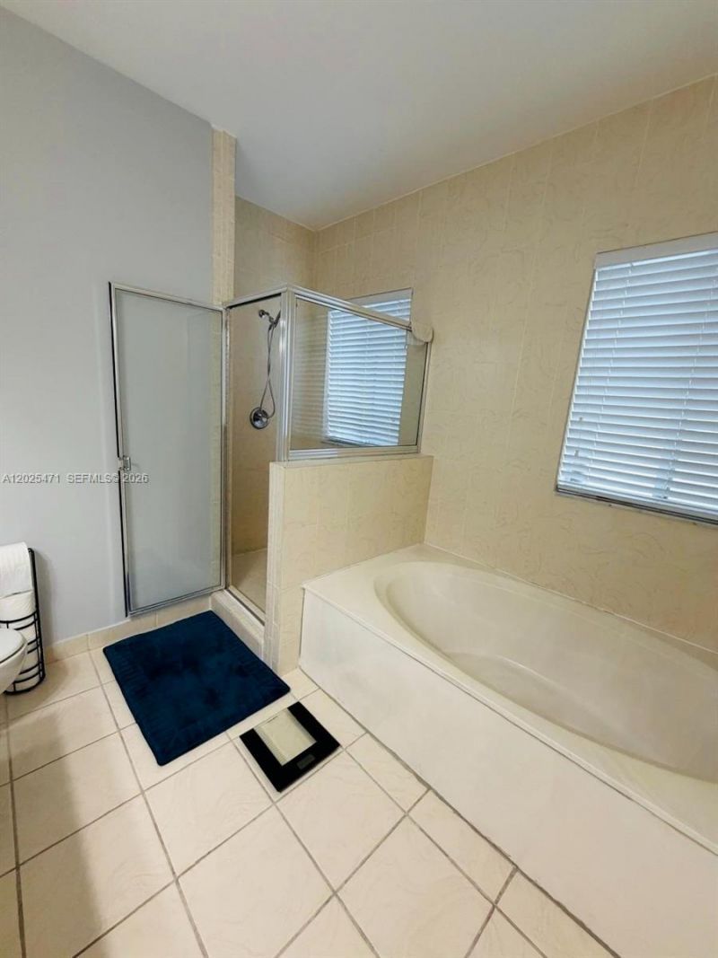 15858 SW 138th Ter, Unit 15858, Miami, FL 33196 Photo