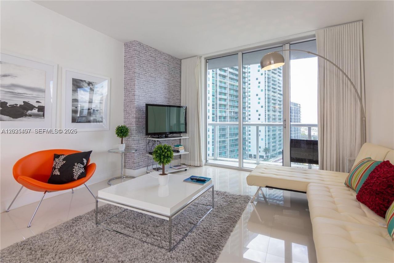 485 Brickell Ave , Unit 2006, Miami, FL 33131 Photo