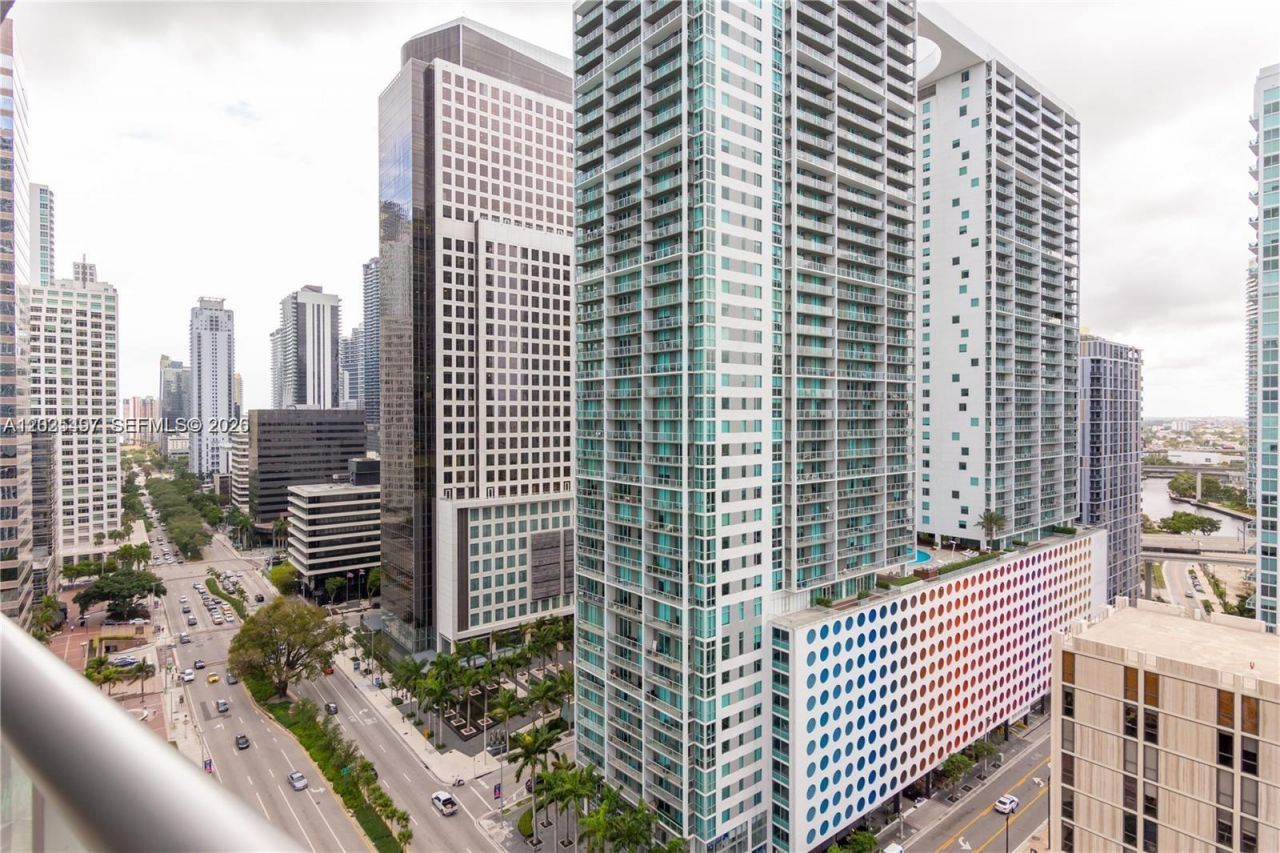485 Brickell Ave , Unit 2006, Miami, FL 33131 Photo