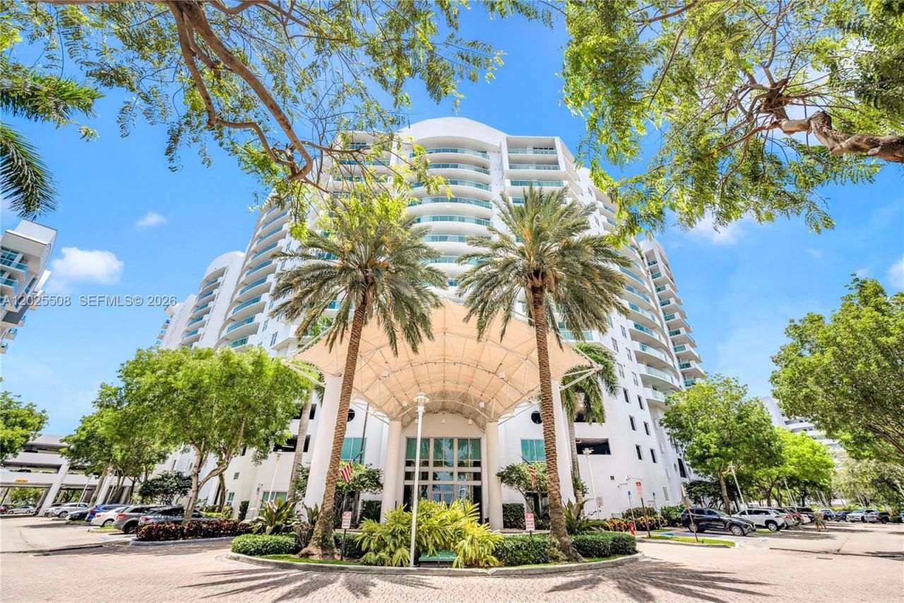 7900 Harbor Island Dr , Unit PH14, North Bay Village, FL 33141 Photo