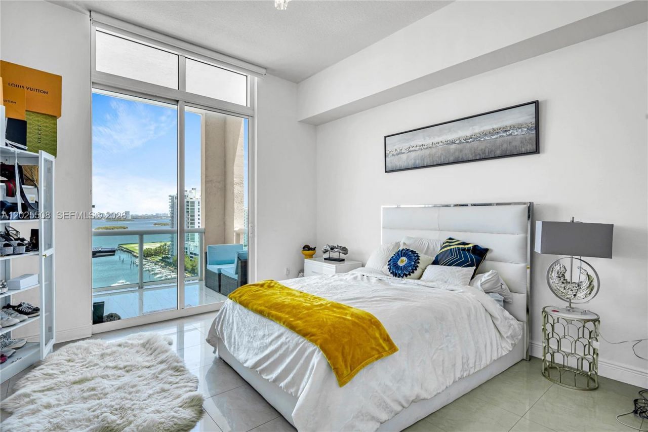 7900 Harbor Island Dr , Unit PH14, North Bay Village, FL 33141 Photo