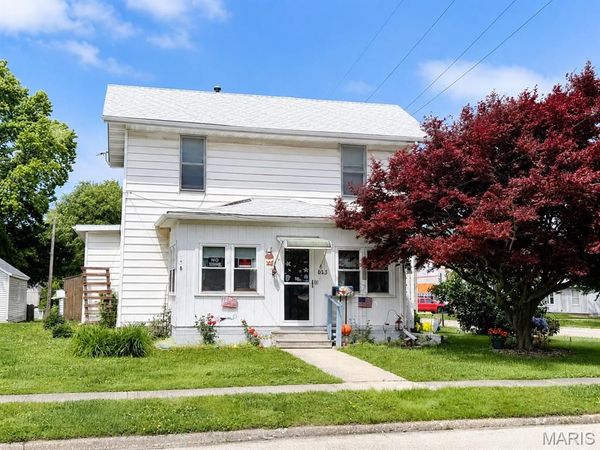 1013 N Jefferson Street , Litchfield, IL 62056