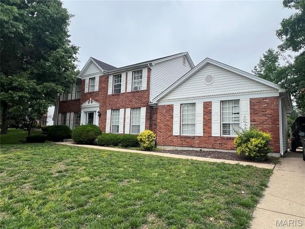 5887 Wellington Farm Drive , St Charles, MO 63304