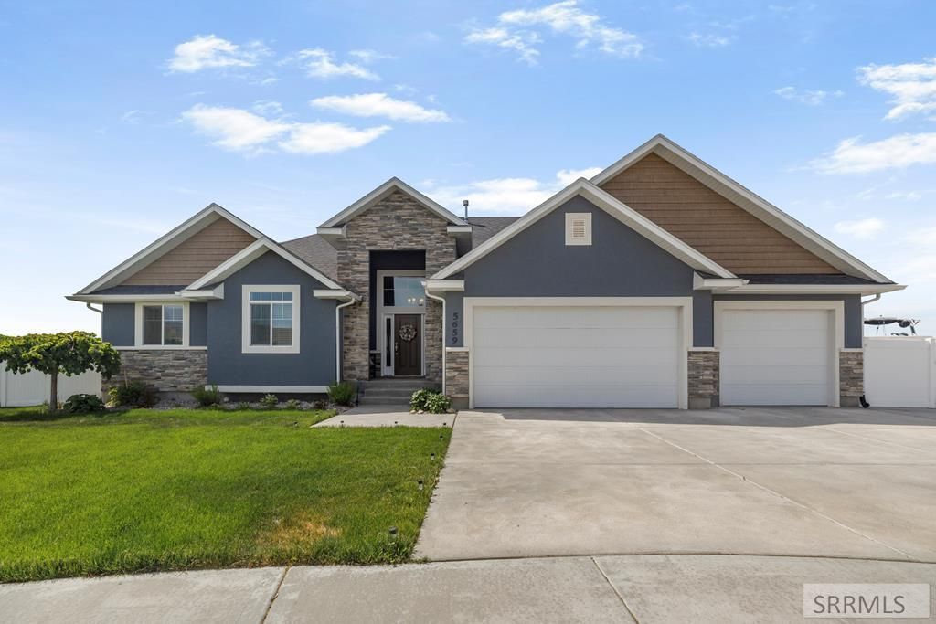 5659 Jolyn Way, Idaho Falls, ID 83404 Main Photo