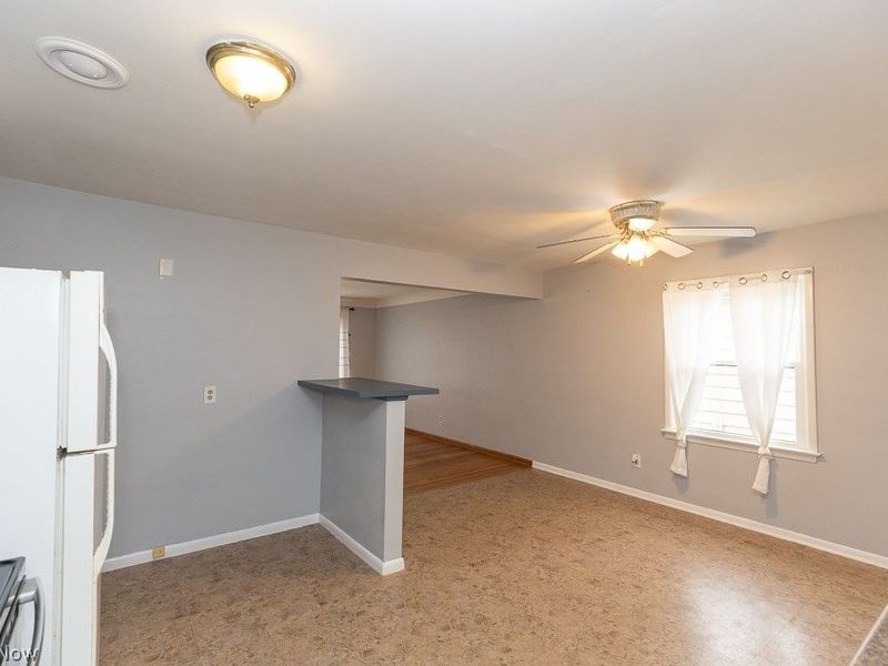 9326 Ackley Road, Parma Heights, OH 44130 Photo 11