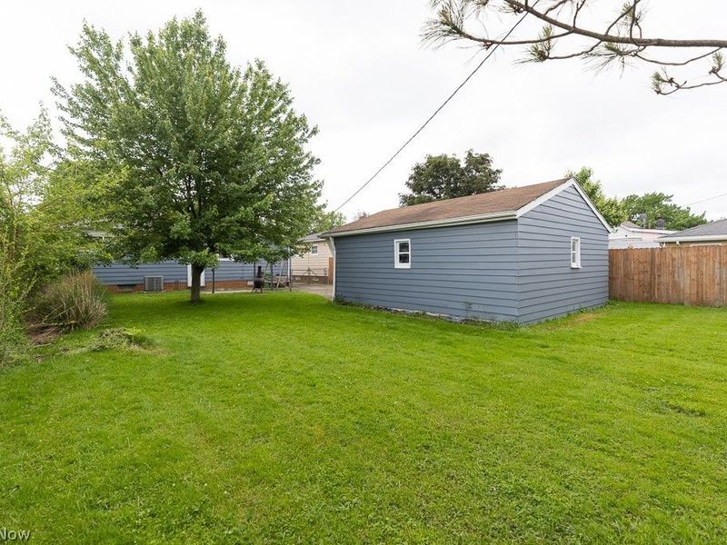 9326 Ackley Road, Parma Heights, OH 44130 Photo 40