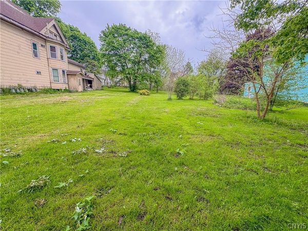 16 Baker Avenue , Auburn, NY 13021
