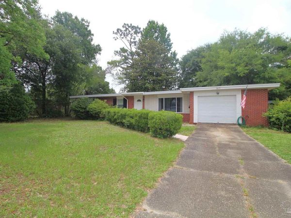 3875 Arbutus Dr, Pensacola, FL 32504