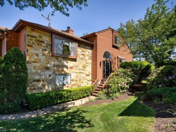 17 Independence Way, Rockaway, NJ 07866