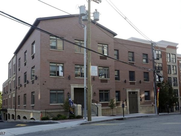 9 Prospect St, Unit 103, Morristown, NJ 07960