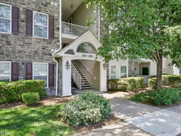 144 Barrister Dr, Butler, NJ 07405