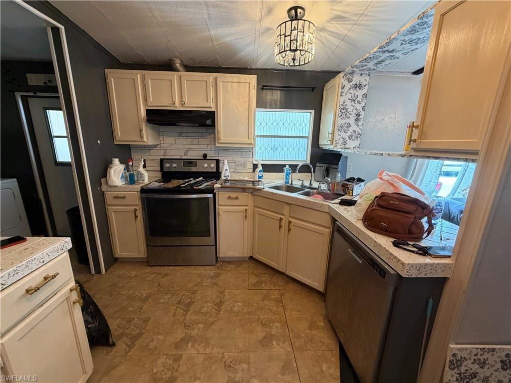 7633 Grady Dr, North Fort Myers, FL 33917 Photo