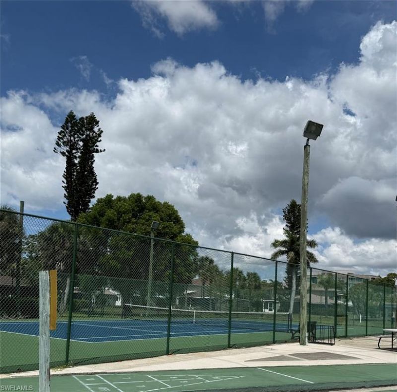 3271 Royal Canadian Trce, Unit 2, Fort Myers, FL 33907 Photo