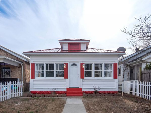 617 10th Ave W, Huntington, WV 25701