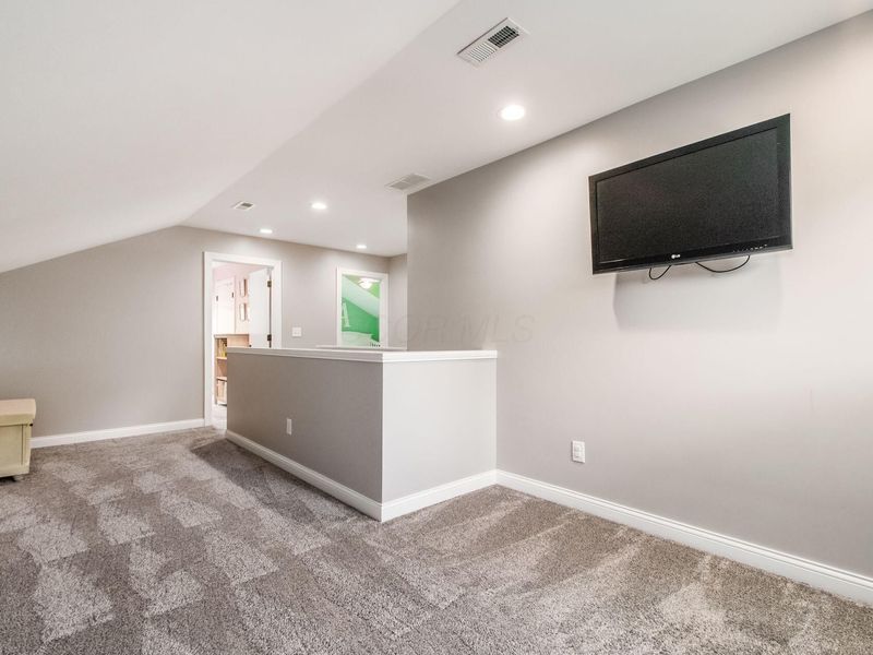 3055 Tremont Road, Columbus, OH 43221 Photo 32