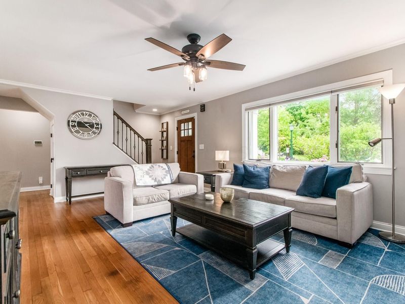 3055 Tremont Road, Columbus, OH 43221 Photo 7