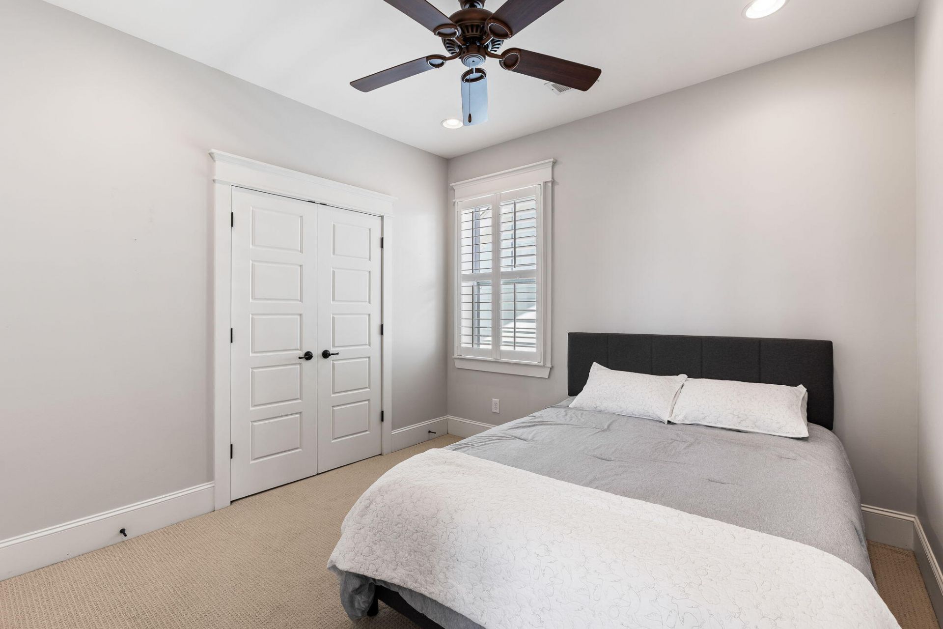 2532 Josiah Street Photo 29