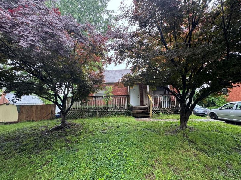 1176 Madeleine Circle, Springfield Twp., OH 45231 Photo 2