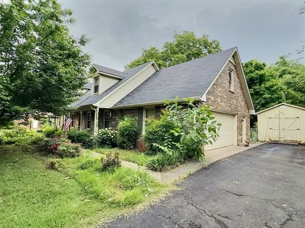 687 Plantation Dr , Murfreesboro, TN 37128