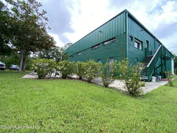 13193 Husley Road, Biloxi, MS 39532