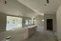 2033 Meadowood Ln. photo 4