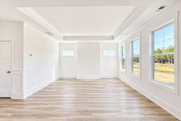 2033 Meadowood Ln. photo 4