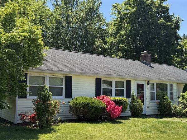 18 Griffin Rd, Framingham, MA 01701