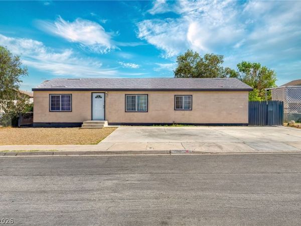 6100 Bluehill Avenue , Las Vegas, NV 89156