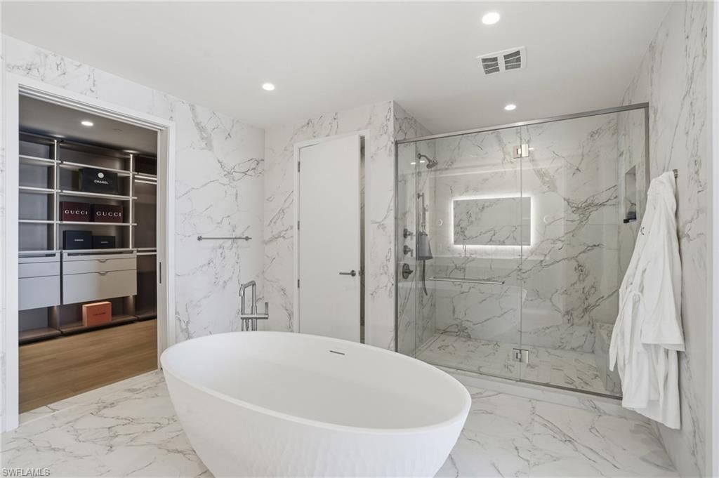5100 Seagrass Blvd , Unit 201, Bonita Springs, FL 34134 Photo