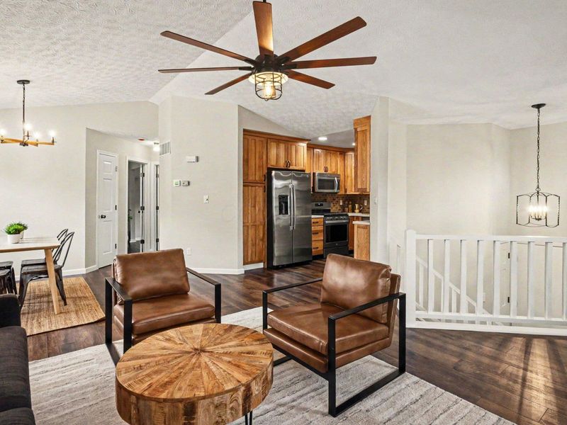 3671 Carnforth Drive, Columbus, OH 43221 Photo 3