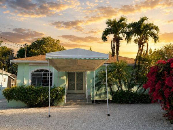 107 Marina Avenue, KEY LARGO, FL 33037