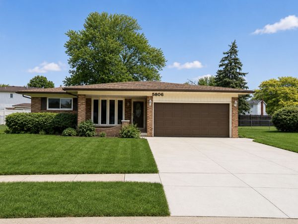 5806 Wedgewood Road, Canton, MI 48187
