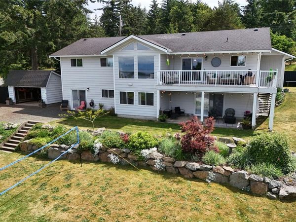 8050 Northwind Dr , Lantzville, BC V0R 2H0