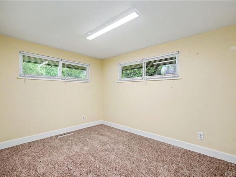 7090 Claybeck Drive, Huber Heights, OH 45424 Photo 16