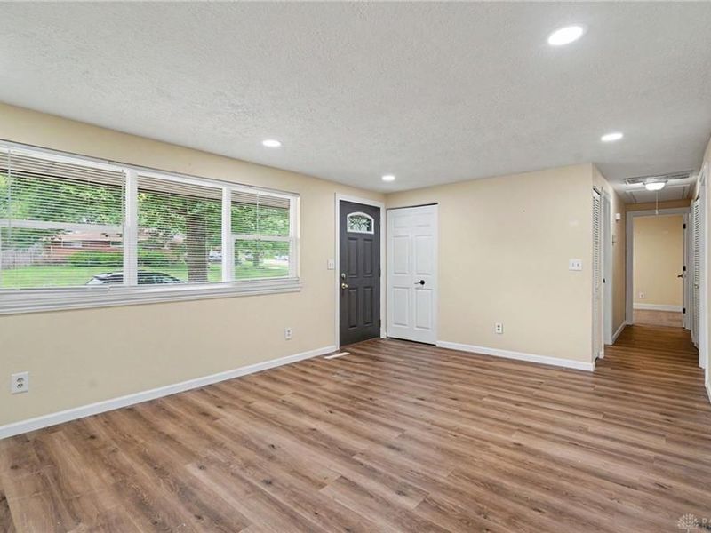 7090 Claybeck Drive, Huber Heights, OH 45424 Photo 7