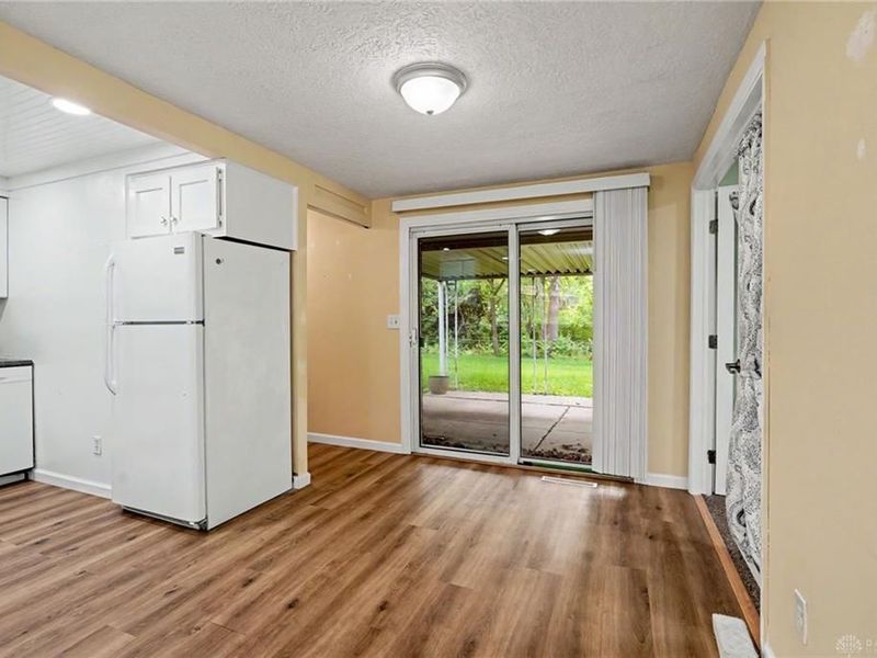 7090 Claybeck Drive, Huber Heights, OH 45424 Photo 9
