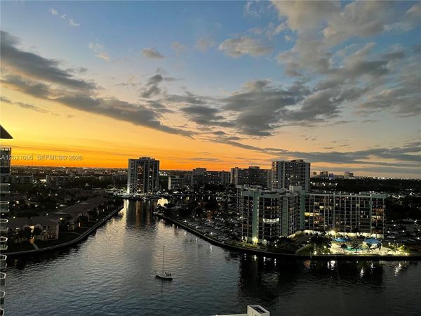 3800 S Ocean Dr, Unit 1725, Hollywood, FL 33019