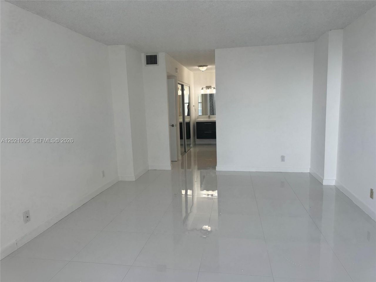 3800 S Ocean Dr, Unit 1725, Hollywood, FL 33019 Photo