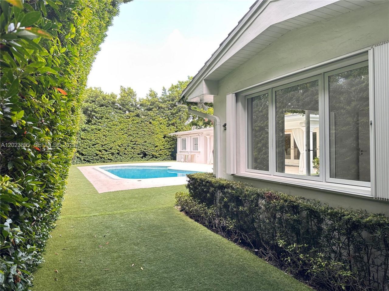 181 Island Dr , Key Biscayne, FL 33149 Photo