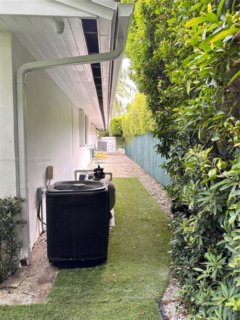 181 Island Dr , Key Biscayne, FL 33149 Photo