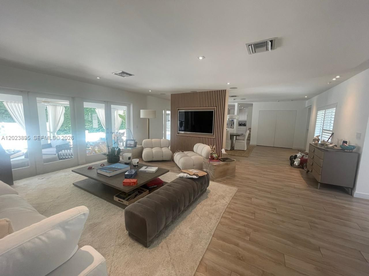 181 Island Dr , Key Biscayne, FL 33149 Photo
