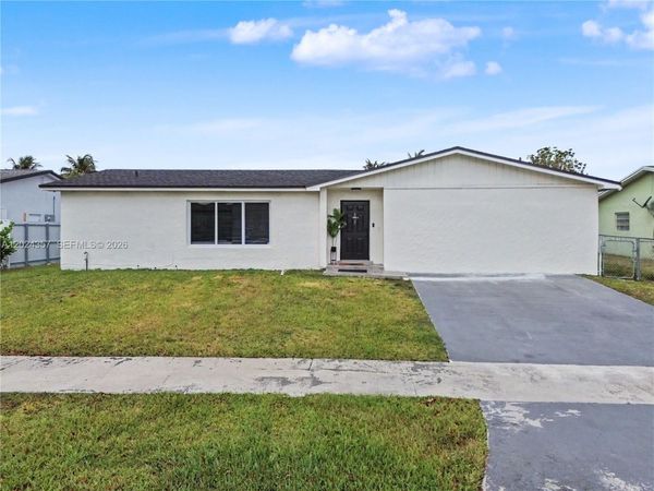 16912 SW 107th Pl , Miami, FL 33157