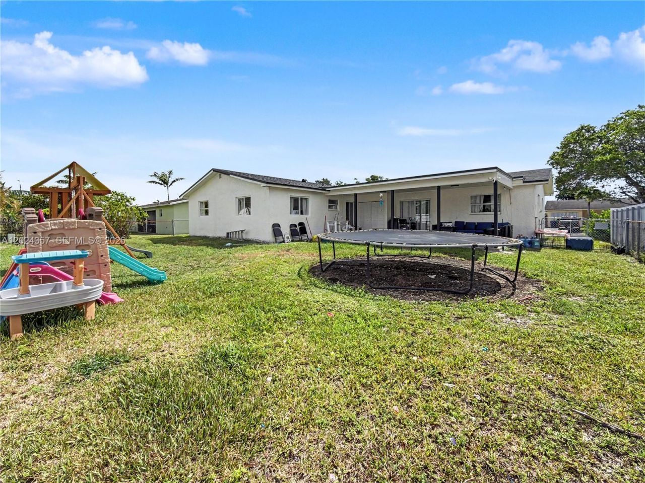 16912 SW 107th Pl , Miami, FL 33157 Photo